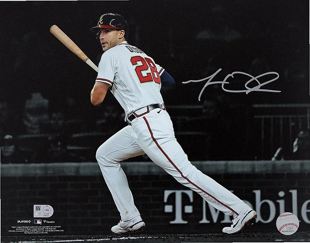 Matt Olson Atlanta Braves Signed 11" x 14" Hitting Spotlight Photo - Silver Ink