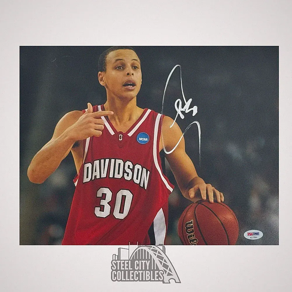 Stephen Curry Autographed Davidson 11x14 Basketball Photo - PSA/DNA (Silver Ink)